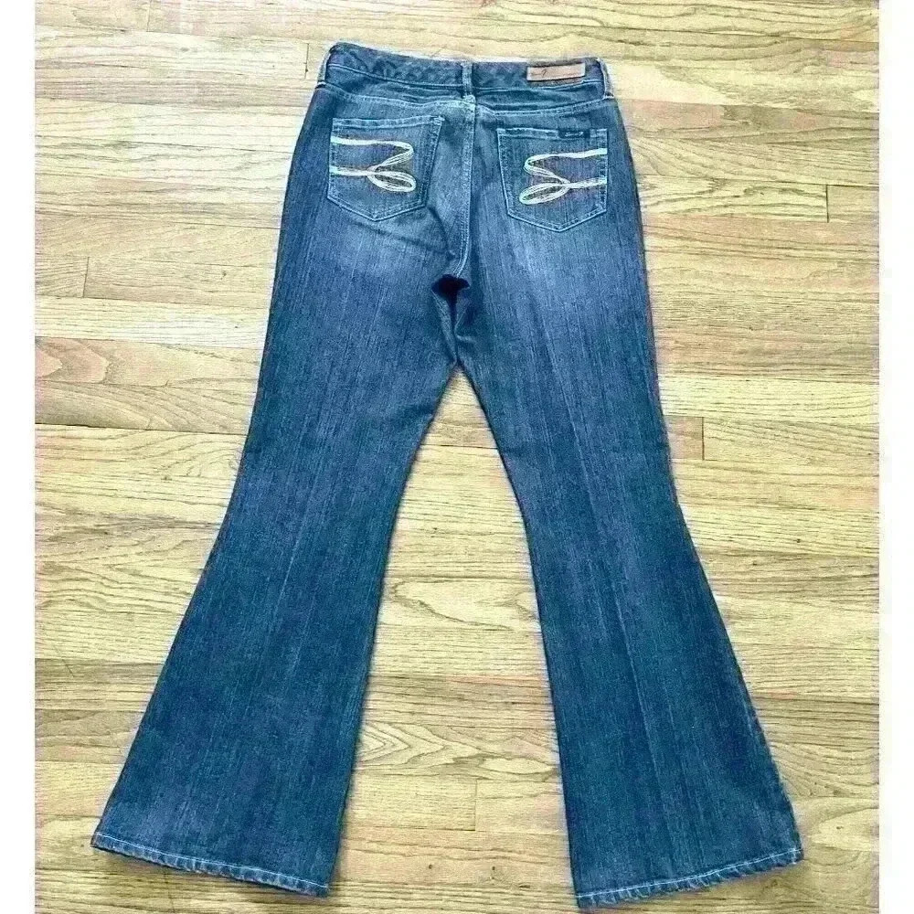 Seven 7 premium denim Ladies Size 6 Medium Wash Bootcut Jeans - Picture 3 of 10